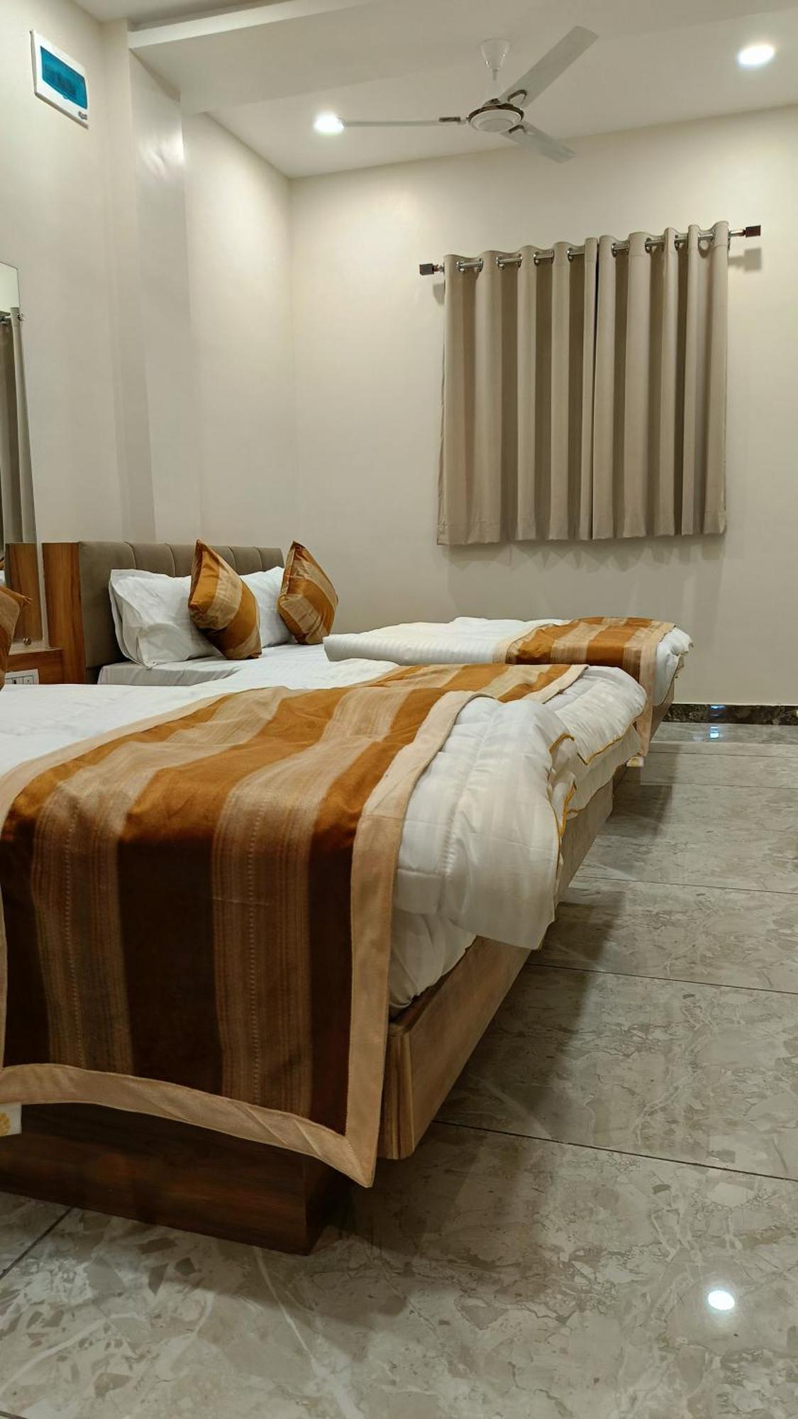Shree Shyamraj Hotel Ujjain Eksteriør billede